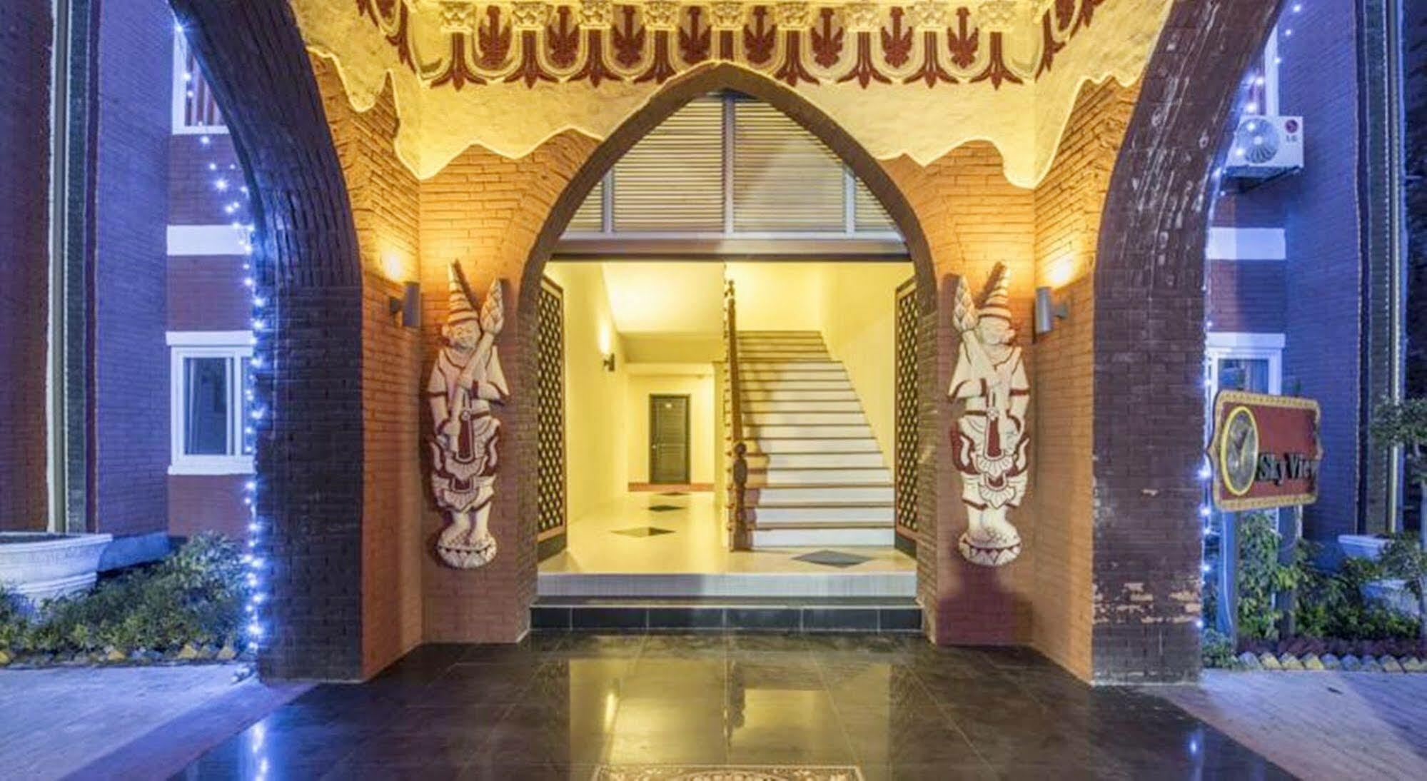 Sky View Hotel Παγκάν Εξωτερικό φωτογραφία